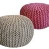 Två stickade pallar i beige och rosa för modern inredning.