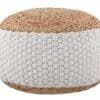 Rund sittpuff i jute med naturlig och rustik design.
