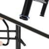 Svart metallhallträd med justerbar höjd och krokar för kläder.