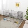 Svart metallhusdjurs playpen med 36 rutnätpaneler för smådjur.