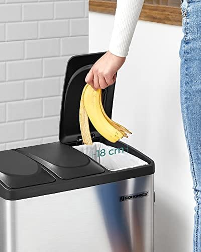 Songmics 54L återvinningskärl Papperskorg Stålpedalbehållare 3 sektioner innerkorgar 6 sorteringsmärken för enkel avfallsseparering Silver och svart LTB54L 6 Songmics 54L återvinningskärl Papperskorg Stålpedalbehållare 3 sektioner innerkorgar 6 sorteringsmärken för enkel avfallsseparering Silver och svart LTB54L - Bild 6