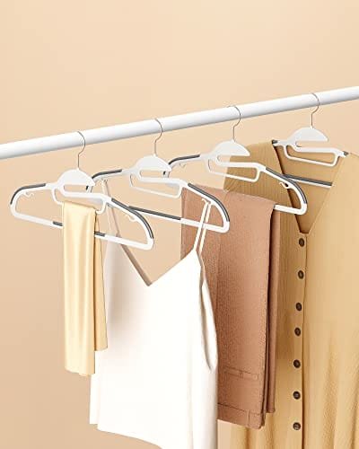 Songmics Set med 50 klädhängare i plast, halkfri, 41,5 cm lång, vit och mörkgrå 6 Songmics Set med 50 klädhängare i plast, halkfri, 41,5 cm lång, vit och mörkgrå - Bild 6