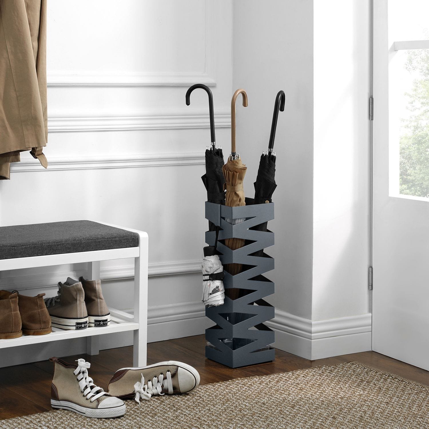 Paraplystativ i Metall, Fyrkantigt Paraplyhållarställ, med 4 Krokar, 15,5 X 15,5 X 49 Cm, Antracitgrå 2 Paraplystativ i Metall, Fyrkantigt Paraplyhållarställ, med 4 Krokar, 15,5 X 15,5 X 49 Cm, Antracitgrå - Bild 2