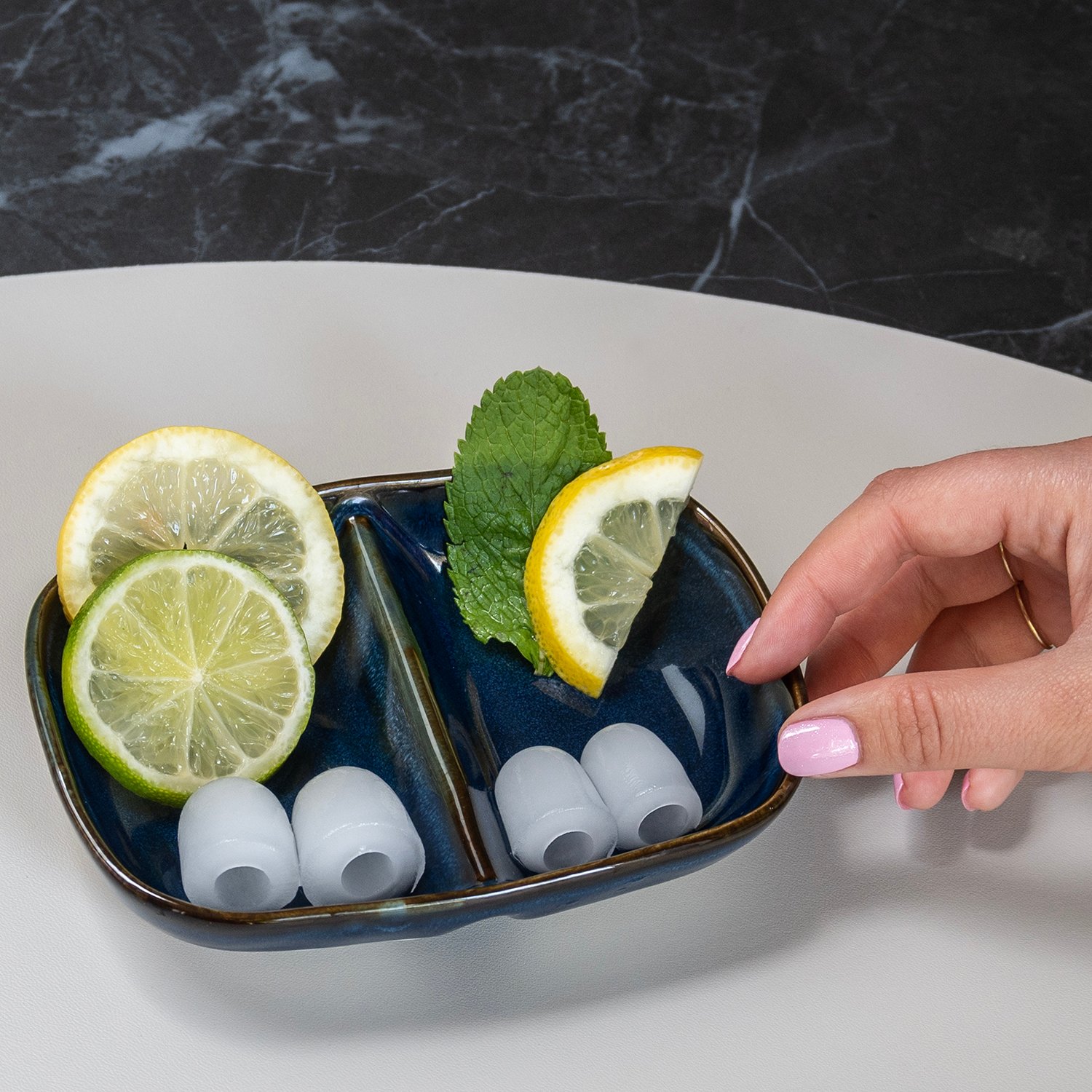 BREND Isblocksmaskin med Skopa - Isblockstillverkare – Grå 2 BREND Isblocksmaskin med Skopa - Isblockstillverkare – Grå - Bild 2