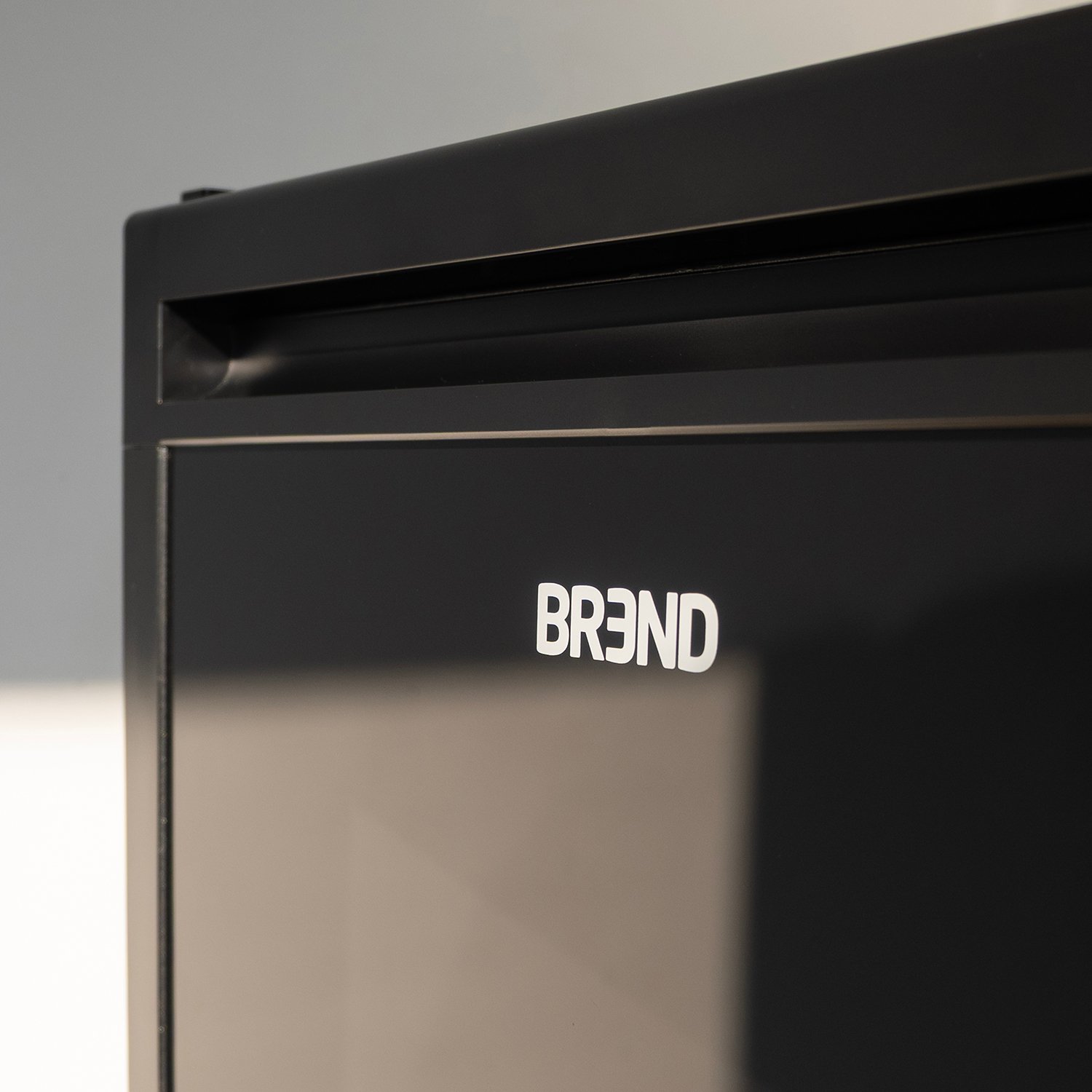 BREND Mini kylskåp fristående 35 liter – Minibar – Svart 4 BREND Mini kylskåp fristående 35 liter – Minibar – Svart - Bild 4