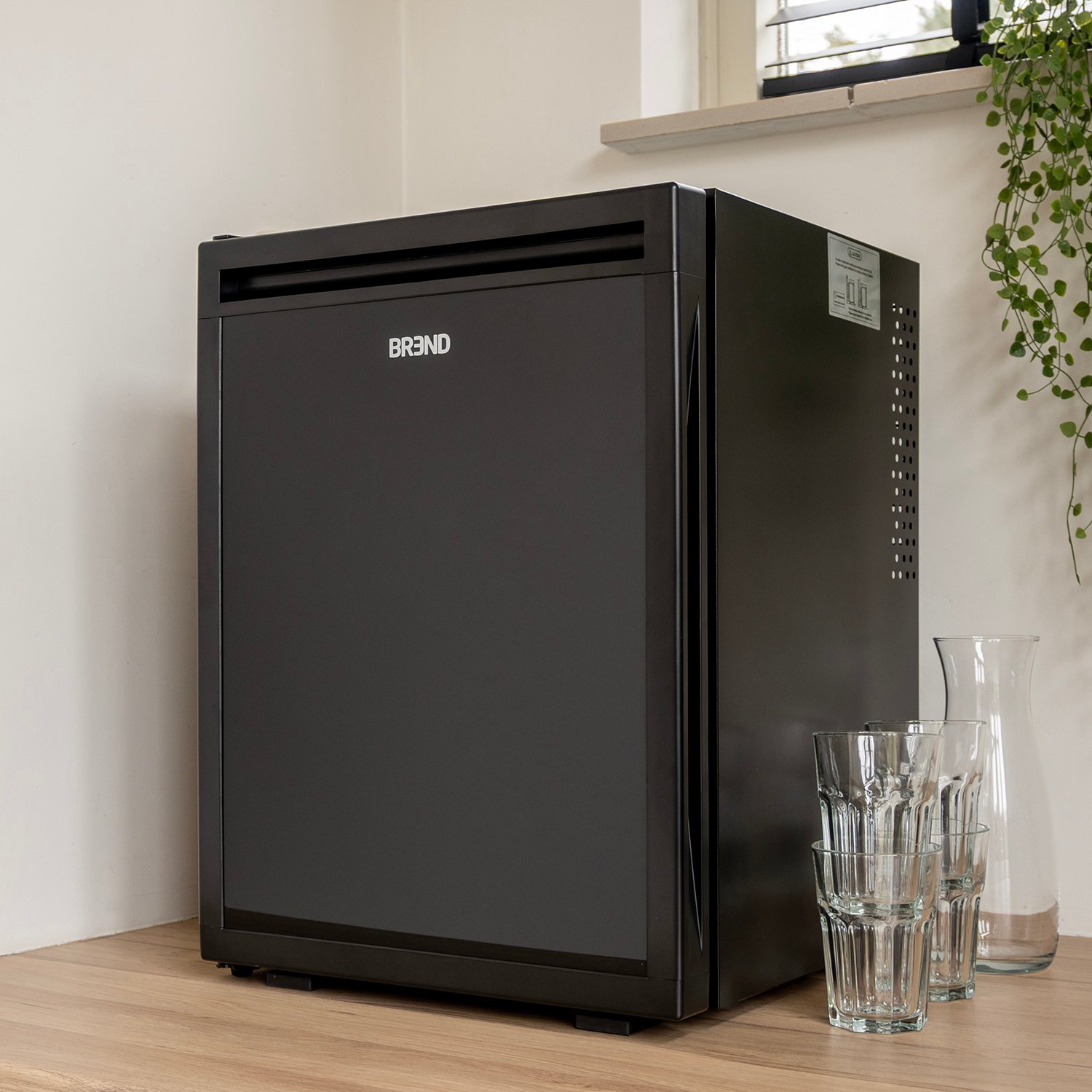 BREND Mini kylskåp fristående 35 liter – Minibar – Svart 3 BREND Mini kylskåp fristående 35 liter – Minibar – Svart - Bild 3