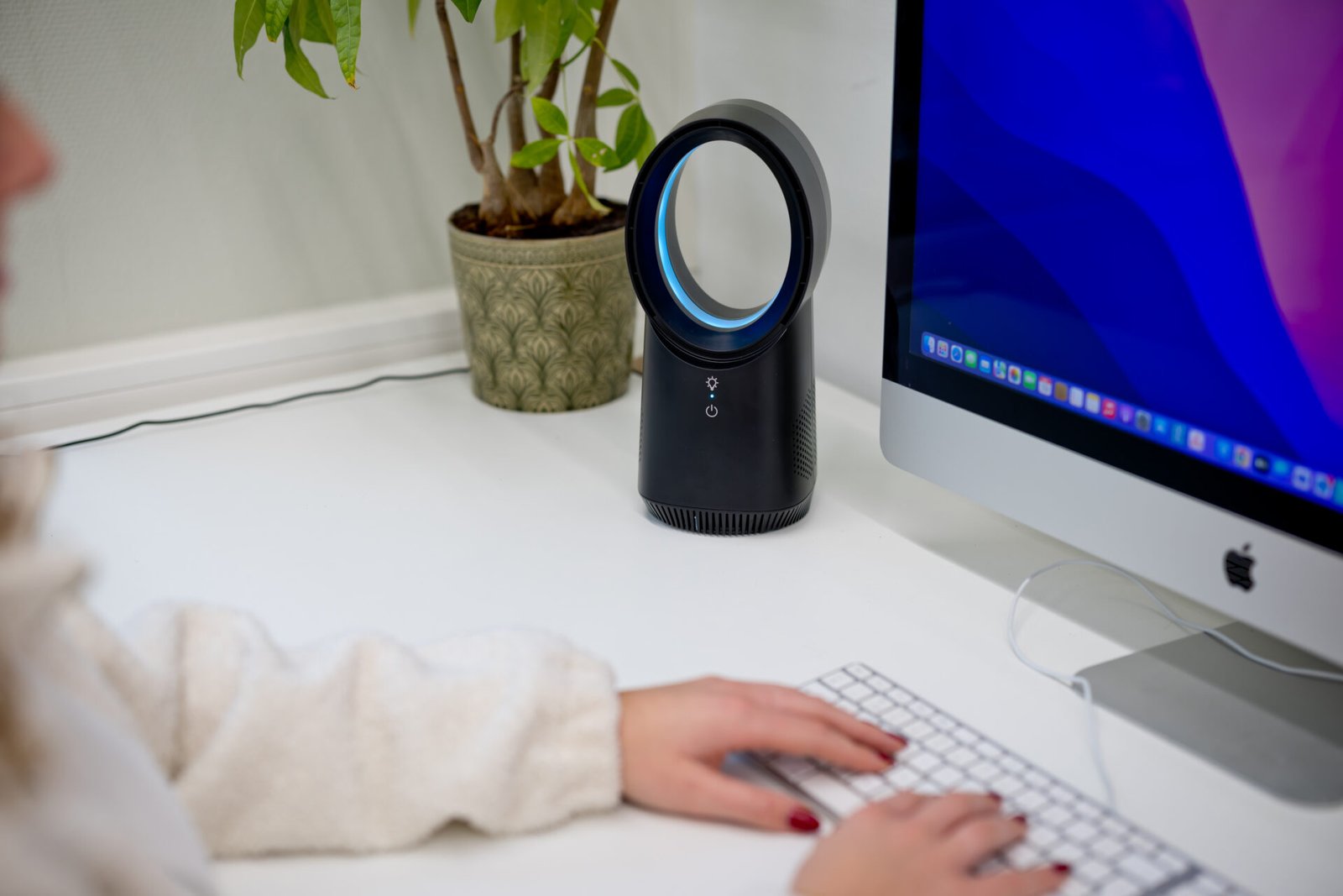 Nexxt Bladlös Fläkt Trådlös Fläkt med LED-belysning – 3 hastigheter 6 Nexxt Bladlös Fläkt Trådlös Fläkt med LED-belysning – 3 hastigheter - Bild 6