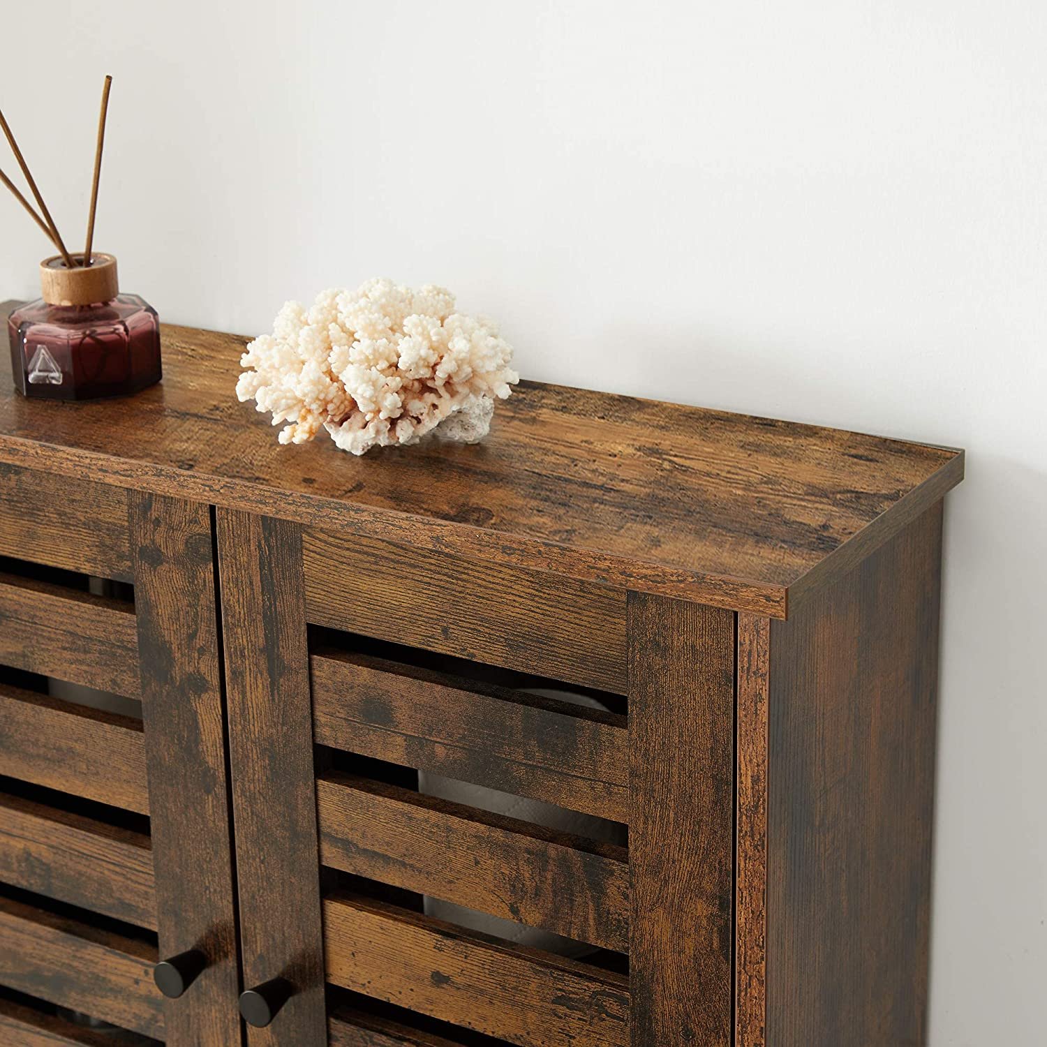 SONGMICS Velvet Hangers, Pack 30 Coat Hangers for Clothes, Non-Slip, with Shoulder Notches, Trouser Bar, 360° Swivel Hook, Space-Saving, 0.6 cm Thick, 43 cm Long, Ink Black CRF029B03 7 SONGMICS Velvet Hangers, Pack 30 Coat Hangers for Clothes, Non-Slip, with Shoulder Notches, Trouser Bar, 360° Swivel Hook, Space-Saving, 0.6 cm Thick, 43 cm Long, Ink Black CRF029B03 - Bild 7