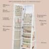 Smyckesskåp med spegel, LED-lampor och lås för säker förvaring.