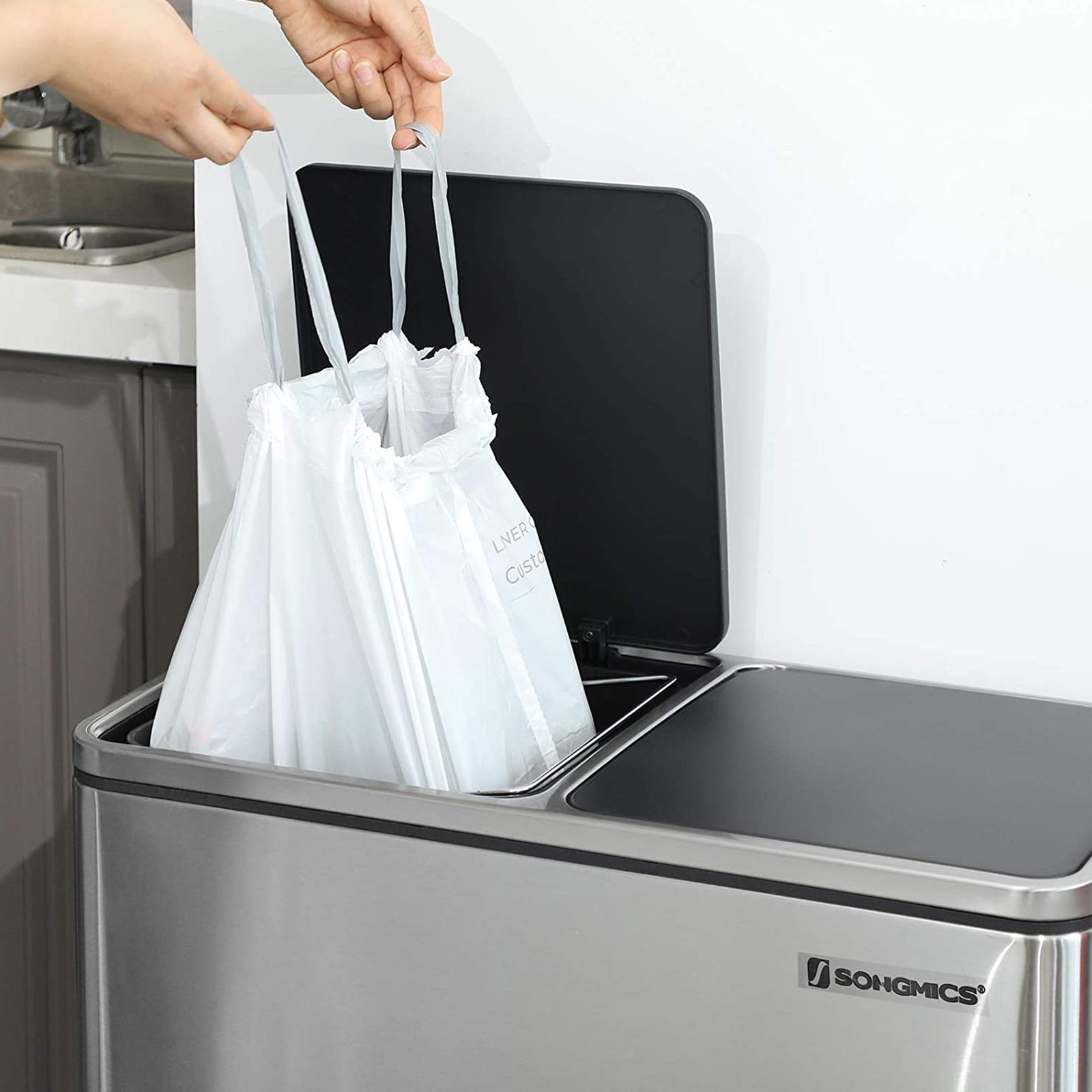 Songmics Trampoline Edge Cover, Spring Cover, Edge Protection, Safety Mat, UV-resistant, Tear-Resistant Trampoline Accessories, Standard Size, Blue 4 Songmics Trampoline Edge Cover, Spring Cover, Edge Protection, Safety Mat, UV-resistant, Tear-Resistant Trampoline Accessories, Standard Size, Blue - Bild 4