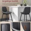 Svarta köksstolar med ergonomisk design och metallben.