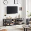 Modern TV-bänk i svart metall för TV upp till 65 tum, med tre hyllor för förvaring.