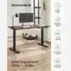 Höjdjusterbart svart bordsstativ för kontor och hem.